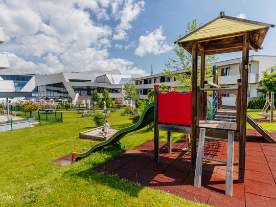 Off to Carinthia to a hotel with a pool! Off to Carinthia to a hotel with a pool!