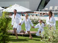Kinder im Wellnesshotel am Faaker See Kinder im Wellnesshotel am Faaker See